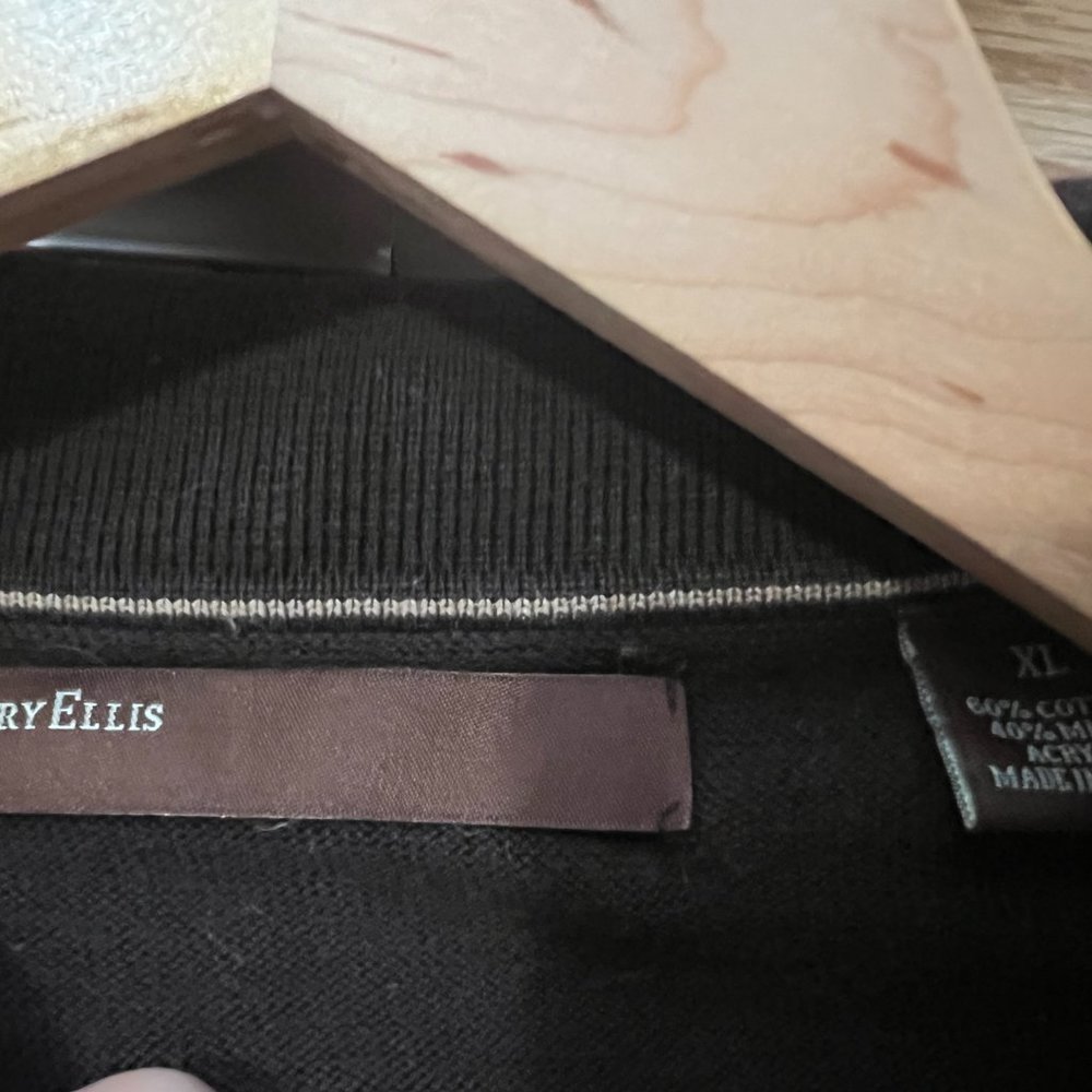Perry Ellis Sweater - Picture 2 of 2